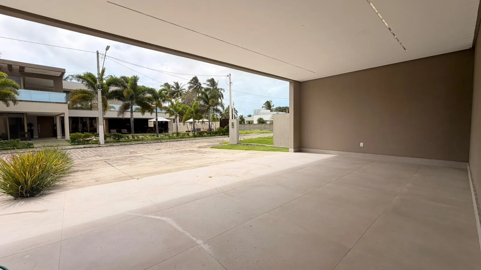 Garagem coberta
